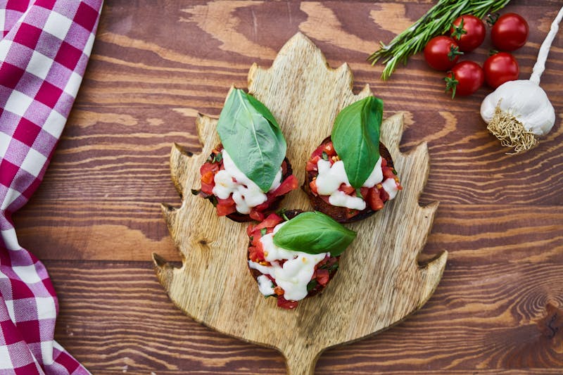 Bruschetta al Pomodoro — toasted bread with tomatoes and basil